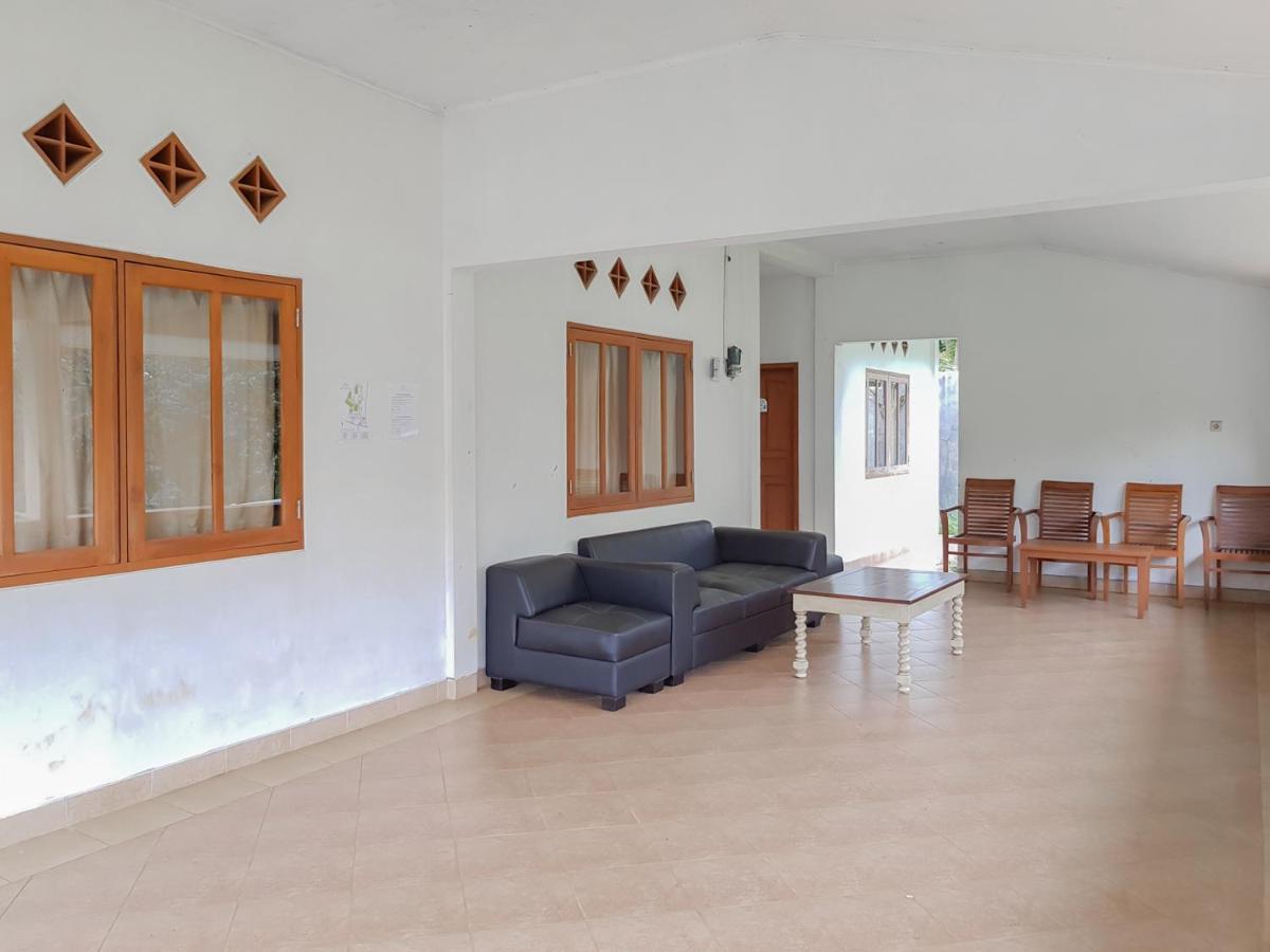 Bumi Ciboled Mitra Reddoorz Near Gerbang Tol Pamulihan Jatinangor Exterior photo